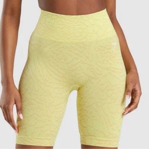 Gymshark adapt animal seamless cycling shorts yellow S